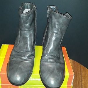 Life Stride Ankle Boots
